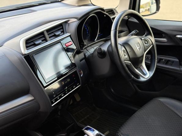 Honda Fit III с пробегом 2013 года, цена 932 000 рублей, 138568 км, хэтчбек, Автокод Объявления