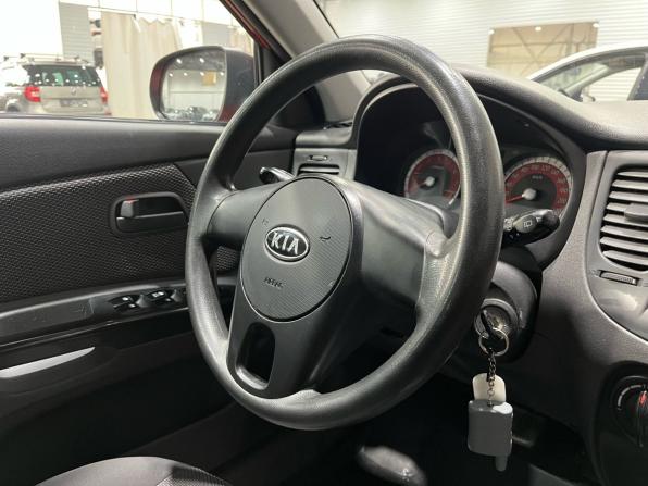 Kia Rio II Рестайлинг с пробегом 2011 года, цена 620 000 рублей, 121014 км, хэтчбек, Автокод Объявления