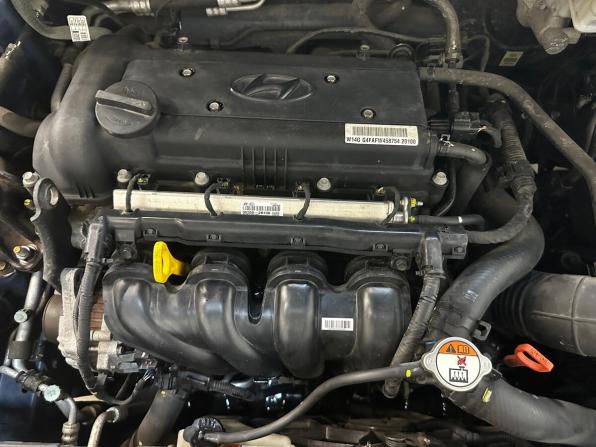 Hyundai Solaris I Рестайлинг с пробегом 2015 года, цена 1 040 000 рублей, 71140 км, хэтчбек, Автокод Объявления