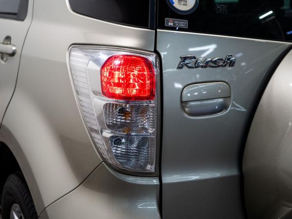 Toyota Rush I с пробегом 2009 года, цена 1 100 000 рублей, 123440 км, внедорожник, Автокод Объявления