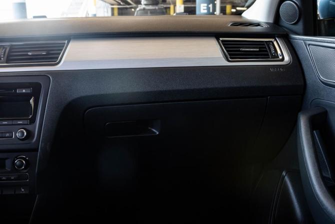 Skoda Rapid I с пробегом 2014 года, цена 1 085 000 рублей, 83406 км, лифтбек, Автокод Объявления