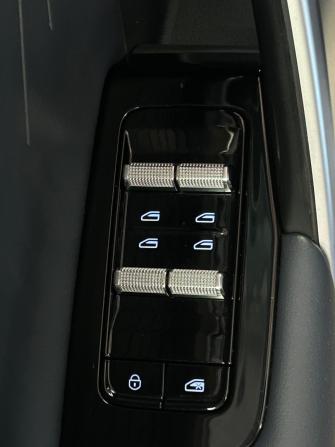 Geely Atlas II с пробегом 2024 года, цена 2 713 000 рублей, 56806 км, внедорожник, Автокод Объявления