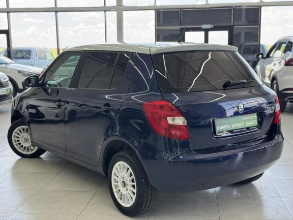 Skoda Fabia II Рестайлинг с пробегом 2011 года, цена 699 000 рублей, 220000 км, хэтчбек, Автокод Объявления