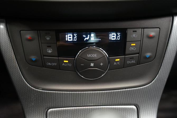 Nissan Sentra VII (B17) с пробегом 2015 года, цена 1 340 000 рублей, 64792 км, седан, Автокод Объявления