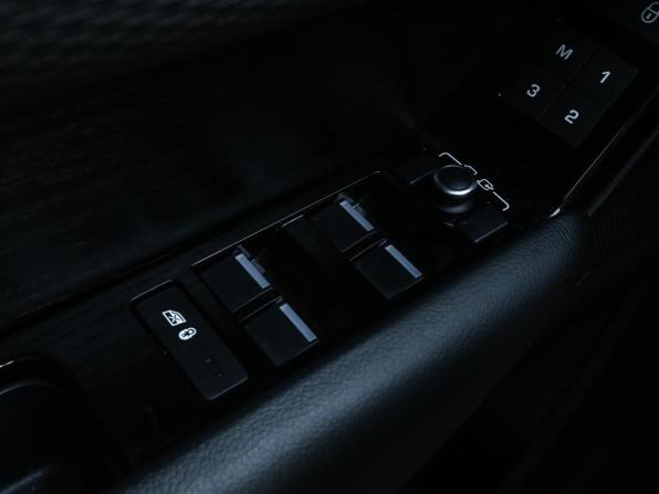 Land Rover Range Rover Velar I с пробегом 2018 года, цена 3 360 000 рублей, 152718 км, внедорожник, Автокод Объявления