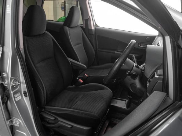 Toyota Ractis II с пробегом 2012 года, цена 999 000 рублей, 94420 км, хэтчбек, Автокод Объявления