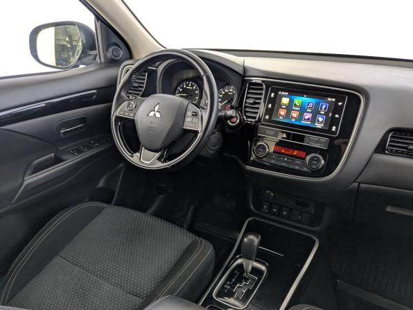 Mitsubishi Outlander III Рестайлинг 3 с пробегом 2019 года, цена 2 390 000 рублей, 53425 км, внедорожник, Автокод Объявления