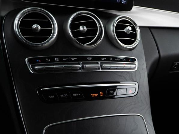 Mercedes-Benz C-Класс IV (W205) Рестайлинг с пробегом 2019 года, цена 3 649 050 рублей, 88076 км, купе, Автокод Объявления