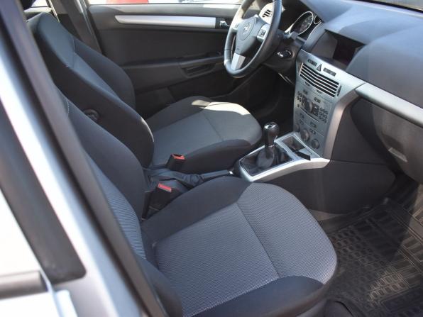Opel Astra H Рестайлинг с пробегом 2013 года, цена 770 000 рублей, 74001 км, хэтчбек, Автокод Объявления