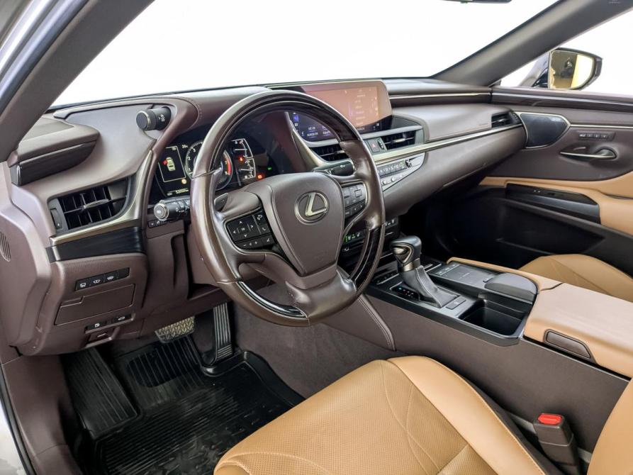 Lexus ES VII Москва  - изображение 16