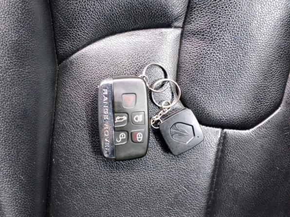 Land Rover Range Rover Evoque I с пробегом 2015 года, цена 1 710 000 рублей, 212200 км, внедорожник, Автокод Объявления