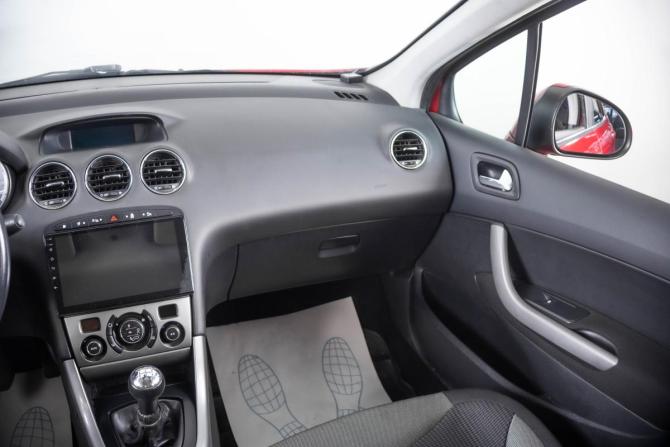 Peugeot 308 I Рестайлинг с пробегом 2012 года, цена 439 000 рублей, 229745 км, хэтчбек, Автокод Объявления