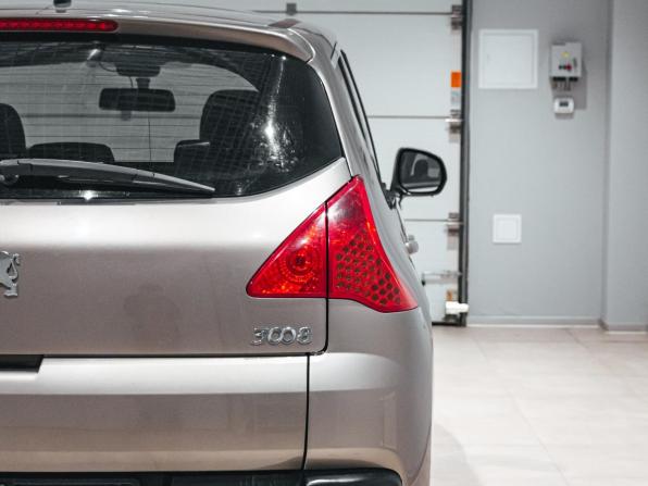 Peugeot 3008 I с пробегом 2012 года, цена 745 000 рублей, 141560 км, внедорожник, Автокод Объявления