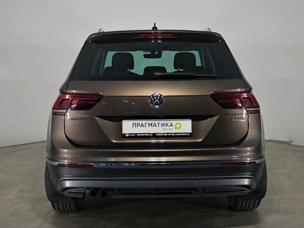 Volkswagen Tiguan II с пробегом 2017 года, цена 2 630 000 рублей, 72055 км, внедорожник, Автокод Объявления