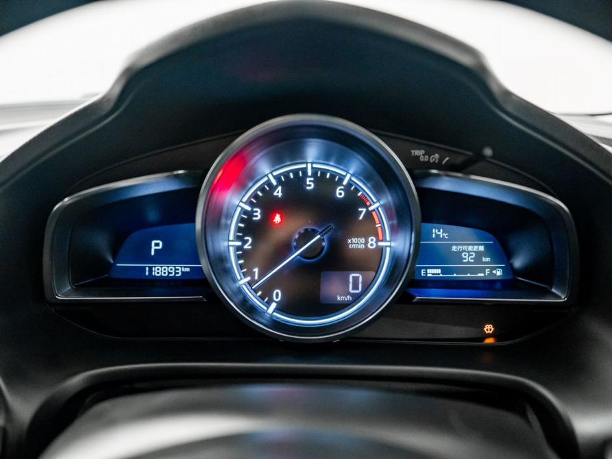 Mazda Axela III Рестайлинг Красноярск  - изображение 11