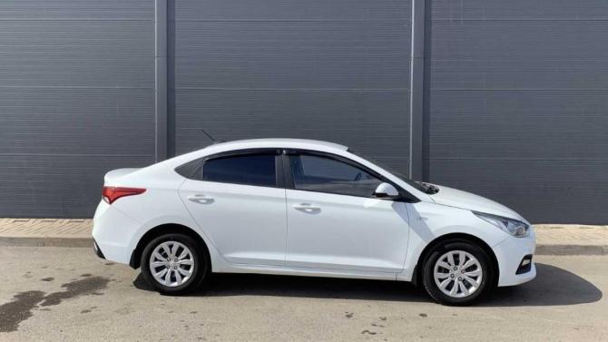 Hyundai Solaris I Рестайлинг с пробегом 2017 года, цена 1 090 000 рублей, 184669 км, седан, Автокод Объявления