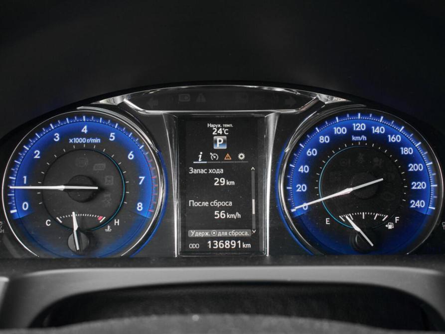 Toyota Camry VII (XV50) Рестайлинг Екатеринбург  - изображение 13