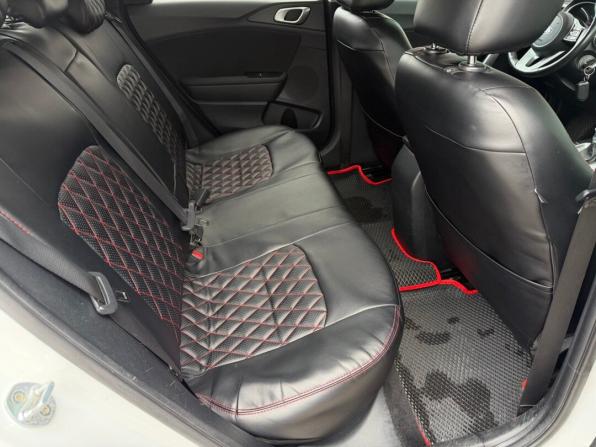 Kia Ceed III с пробегом 2019 года, цена 1 670 000 рублей, 148754 км, универсал, Автокод Объявления