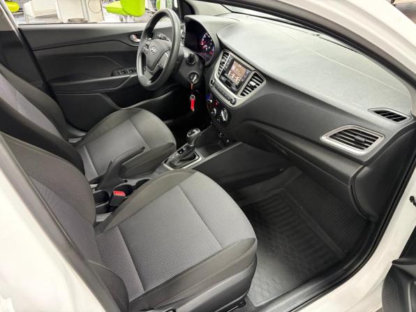 Hyundai Solaris II Рестайлинг с пробегом 2022 года, цена 1 514 000 рублей, 110806 км, седан, Автокод Объявления