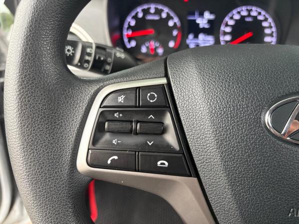 Hyundai Solaris II Рестайлинг с пробегом 2021 года, цена 1 620 000 рублей, 49083 км, седан, Автокод Объявления