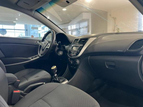 Hyundai Solaris I с пробегом 2014 года, цена 565 000 рублей, 200085 км, хэтчбек, Автокод Объявления