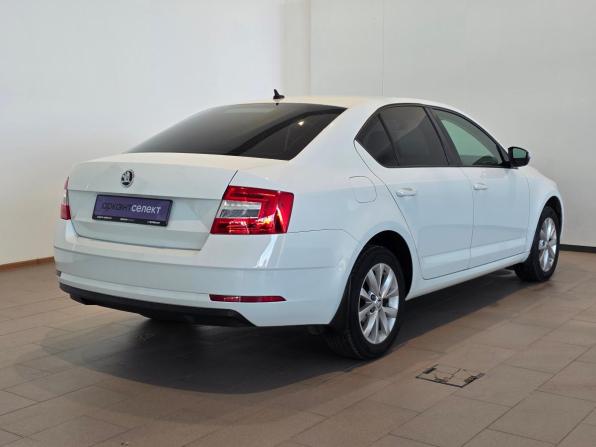 Skoda Octavia III (A7) Рестайлинг с пробегом 2017 года, цена 1 550 000 рублей, 183713 км, лифтбек, Автокод Объявления