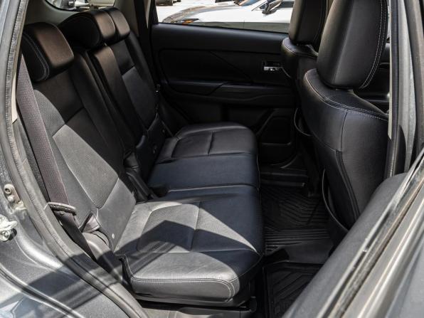 Mitsubishi Outlander III Рестайлинг 2 с пробегом 2018 года, цена 1 979 000 рублей, 172921 км, внедорожник, Автокод Объявления