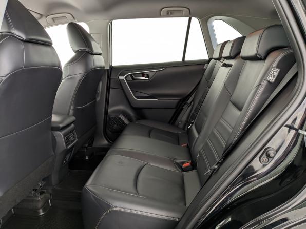 Toyota RAV4 V (XA50) с пробегом 2019 года, цена 3 595 000 рублей, 33441 км, внедорожник, Автокод Объявления