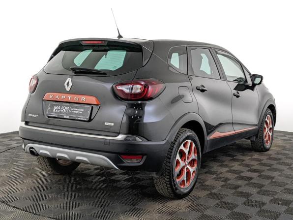 Renault Kaptur I с пробегом 2017 года, цена 1 290 000 рублей, 137553 км, внедорожник, Автокод Объявления