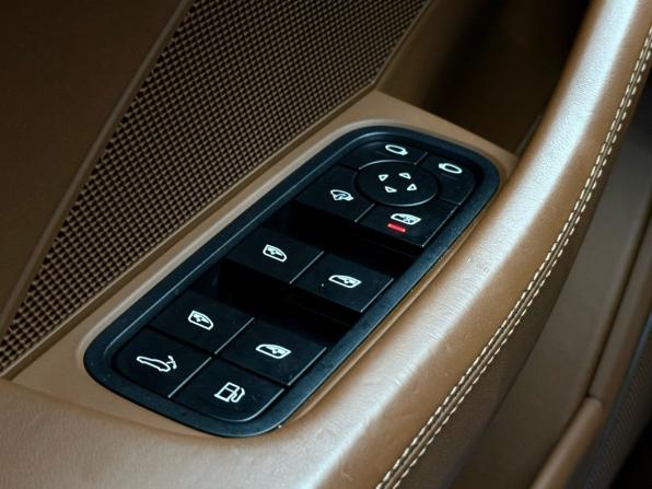 Porsche Panamera II Рестайлинг с пробегом 2023 года, цена 14 499 000 рублей, 39721 км, лифтбек, Автокод Объявления