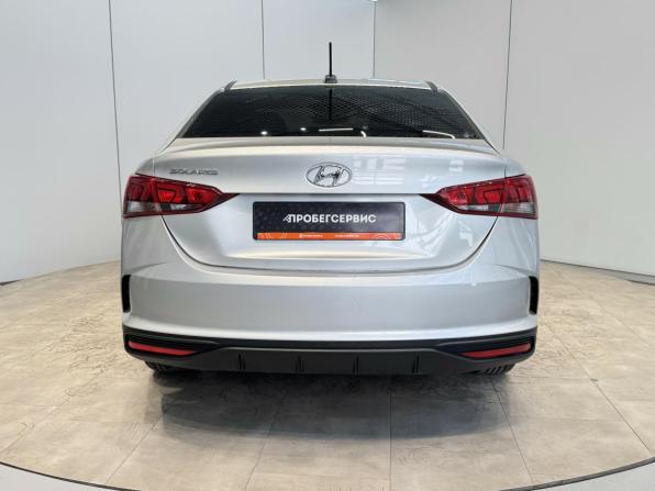 Hyundai Solaris II Рестайлинг с пробегом 2021 года, цена 1 330 000 рублей, 99365 км, седан, Автокод Объявления