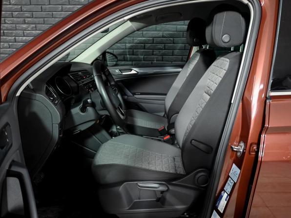 Volkswagen Tiguan II Рестайлинг с пробегом 2021 года, цена 2 699 000 рублей, 50612 км, внедорожник, Автокод Объявления