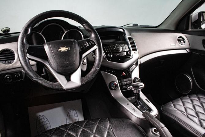 Chevrolet Cruze I с пробегом 2012 года, цена 739 000 рублей, 240000 км, седан, Автокод Объявления