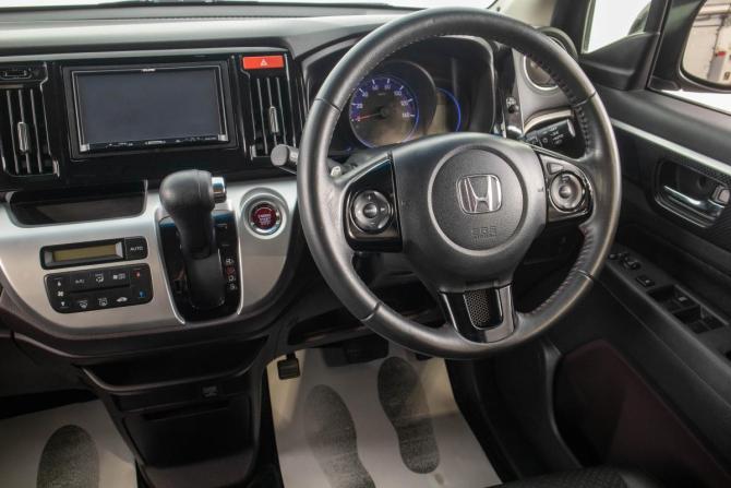 Honda N-WGN I с пробегом 2015 года, цена 799 000 рублей, 129000 км, хэтчбек, Автокод Объявления