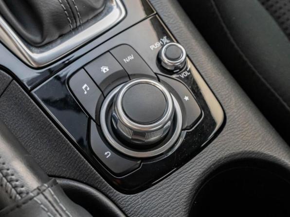 Mazda 3 III (BM) Рестайлинг с пробегом 2018 года, цена 1 670 000 рублей, 41433 км, седан, Автокод Объявления