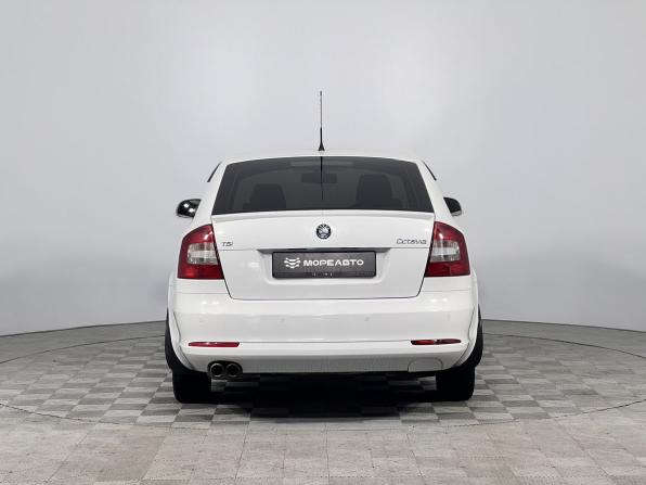 Skoda Octavia II (A5) Рестайлинг с пробегом 2012 года, цена 700 000 рублей, 270000 км, лифтбек, Автокод Объявления