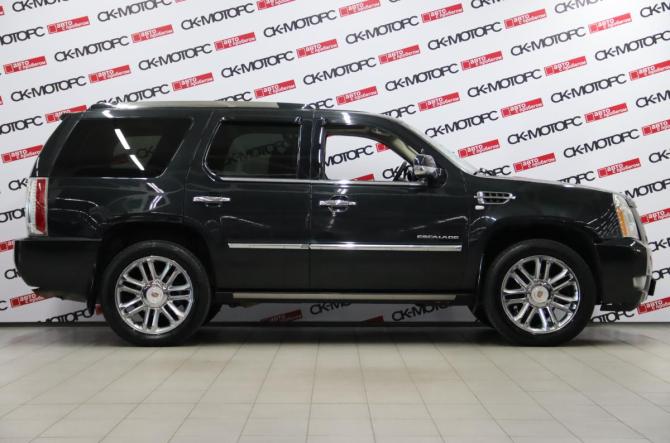 Cadillac Escalade III с пробегом 2013 года, цена 2 460 650 рублей, 316194 км, внедорожник, Автокод Объявления