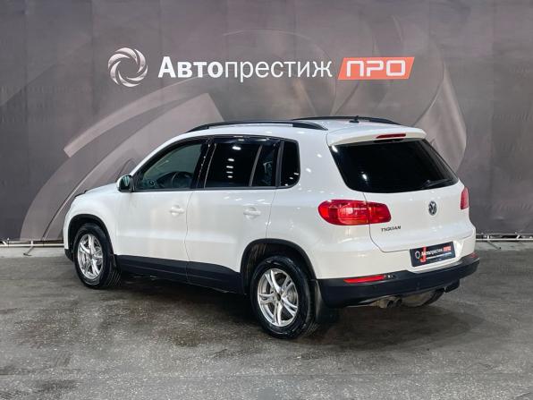 Volkswagen Tiguan I Рестайлинг с пробегом 2011 года, цена 815 000 рублей, 241013 км, внедорожник, Автокод Объявления