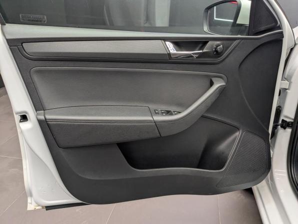 Skoda Rapid II с пробегом 2020 года, цена 1 450 000 рублей, 112036 км, лифтбек, Автокод Объявления