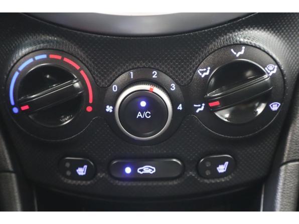 Hyundai Solaris I Рестайлинг с пробегом 2015 года, цена 629 000 рублей, 311064 км, седан, Автокод Объявления