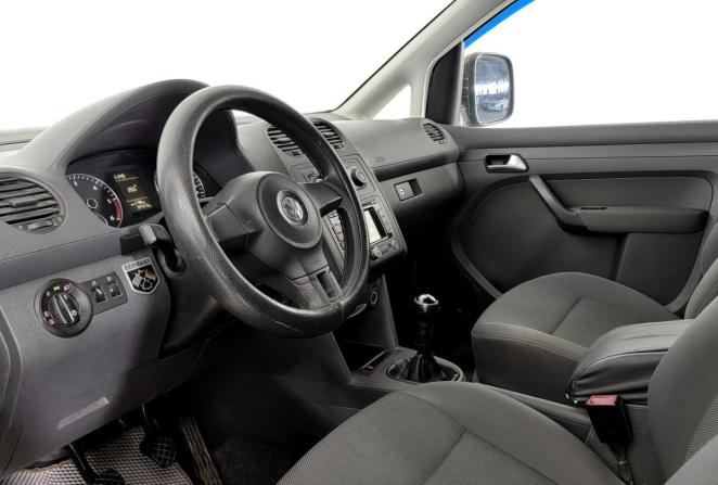 Volkswagen Caddy III Рестайлинг с пробегом 2012 года, цена 1 220 000 рублей, 324372 км, компактвэн, Автокод Объявления