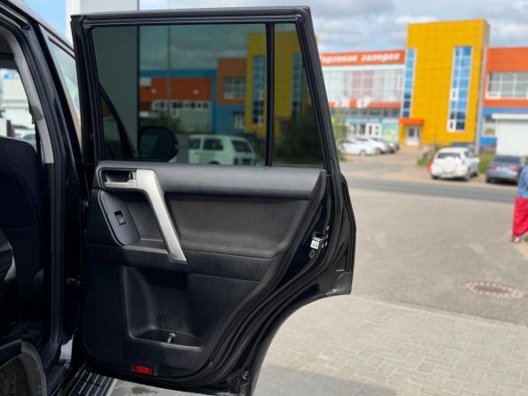 Toyota Land Cruiser Prado 150 Series Рестайлинг 2 с пробегом 2018 года, цена 4 100 000 рублей, 241379 км, внедорожник, Автокод Объявления