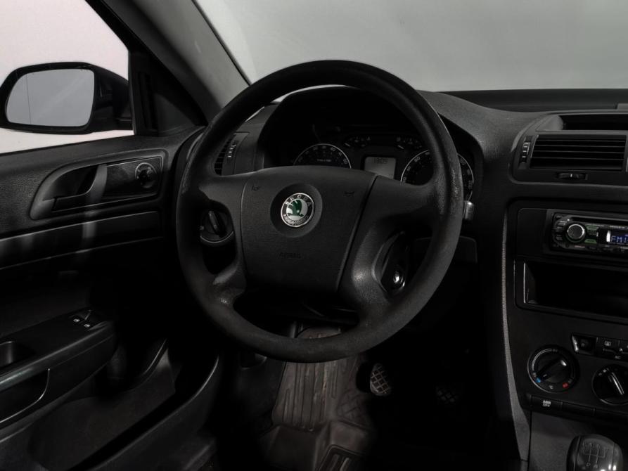 Skoda Octavia II (A5) Санкт-Петербург  - изображение 15