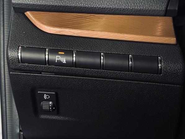 Lada (ВАЗ) Vesta I Рестайлинг (NG) с пробегом 2023 года, цена 1 380 000 рублей, 60600 км, седан, Автокод Объявления
