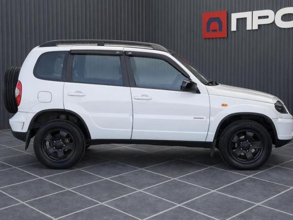 Chevrolet Niva I Рестайлинг с пробегом 2016 года, цена 687 000 рублей, 84171 км, внедорожник, Автокод Объявления
