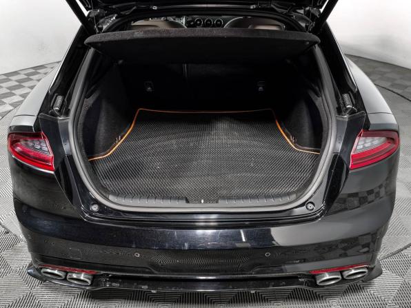 Kia Stinger I с пробегом 2018 года, цена 2 660 000 рублей, 122186 км, лифтбек, Автокод Объявления