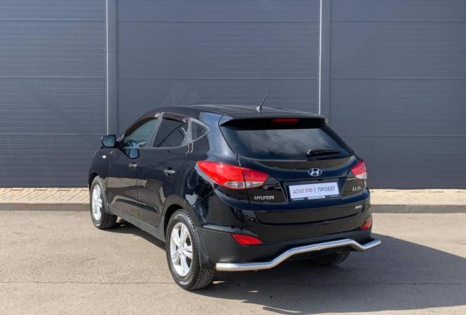 Hyundai ix35 I с пробегом 2013 года, цена 1 200 000 рублей, 118000 км, внедорожник, Автокод Объявления