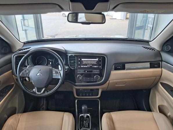 Mitsubishi Outlander III Рестайлинг 3 с пробегом 2019 года, цена 2 435 000 рублей, 99494 км, внедорожник, Автокод Объявления
