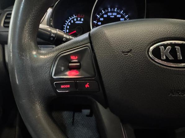 Kia Rio III с пробегом 2012 года, цена 609 000 рублей, 266000 км, седан, Автокод Объявления