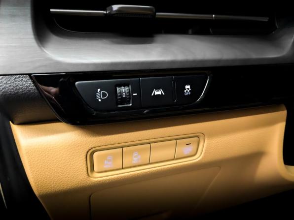 Kia Carnival IV с пробегом 2021 года, цена 3 690 000 рублей, 98936 км, минивэн, Автокод Объявления
